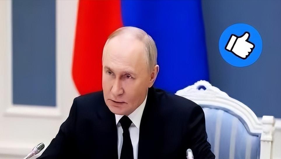 普京当着全球记者的面，扔下一句话。他说：“如果欧洲真敢动手，那很快，你们连一个能