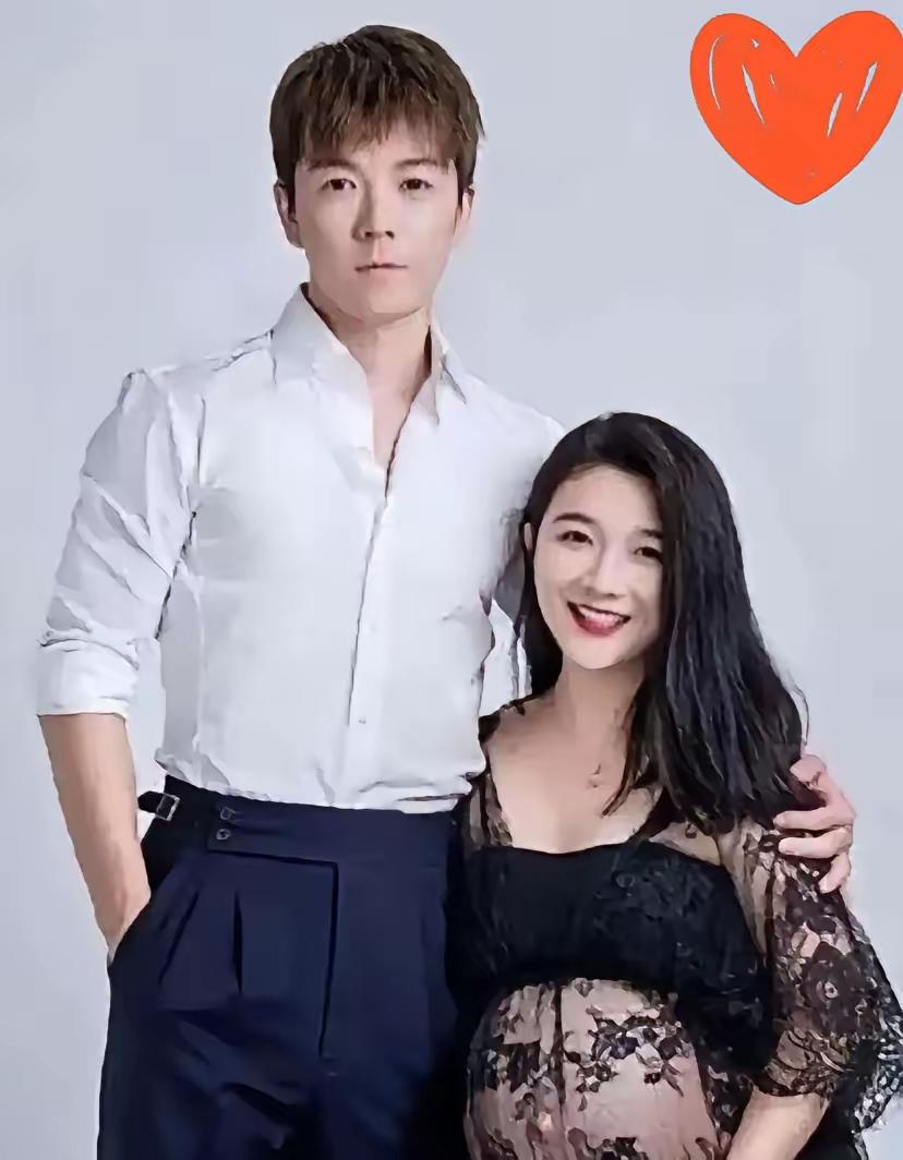 2017年，王栎鑫对自己怀孕的妻子吴雅婷说：“你生完二胎后，就去找一个你最爱男朋