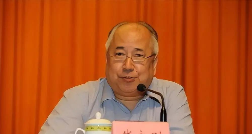 *就在前几天，钱学森之子钱永刚怒批教育：“中国教育最缺的不是分数，而是无休止的一