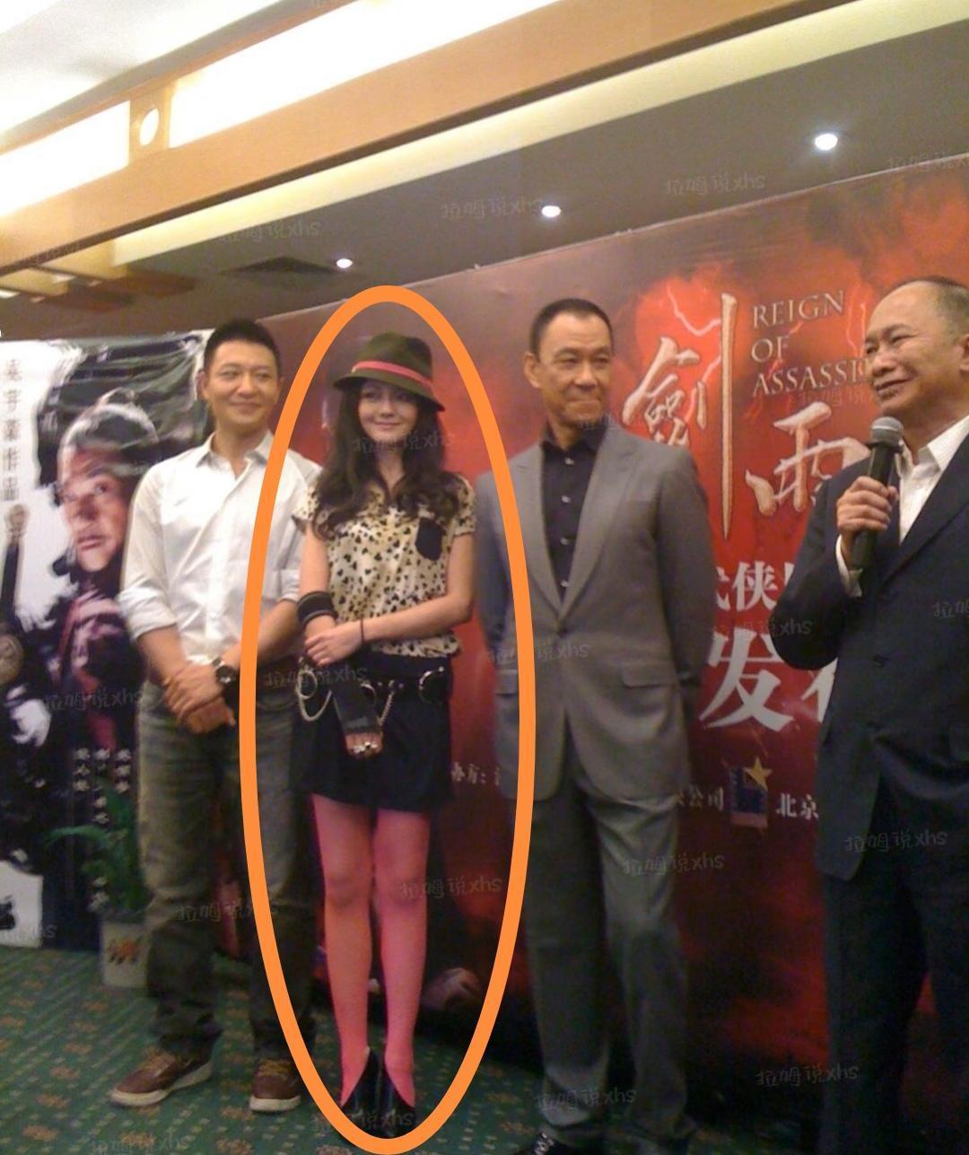 看图一第一眼，我还以为是年轻时的香港大美女李嘉欣，仔细一看才发现原来是台湾美女大