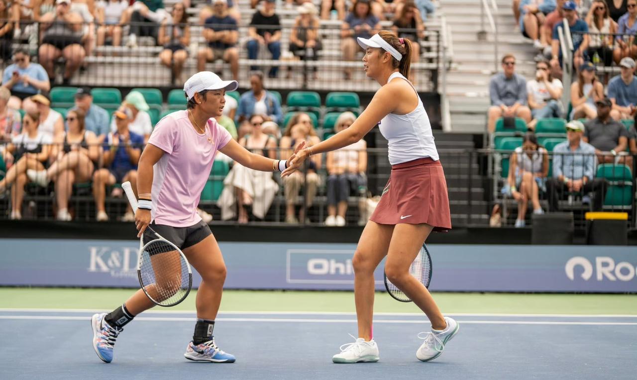 WTA250克利夫兰站双打决赛，头号种子达尼丽娜/克鲁尼奇7-6(3)/6-4