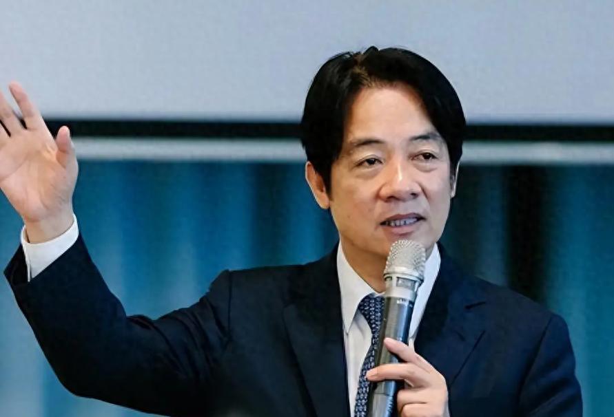 美国放弃台海“战略模糊”非强硬升级，实为36万亿债务与军力露怯 最近关