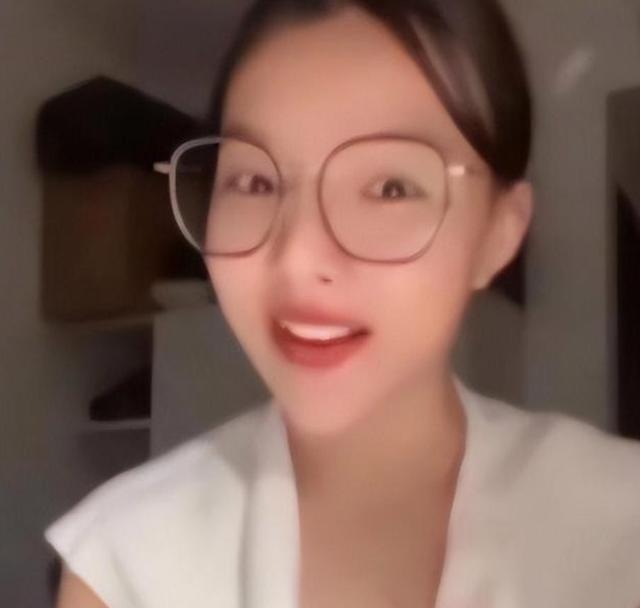 “我拿着中国人的钱来中国上学，就是为了用中文告诉中国人，南海的西沙群岛是越南的，
