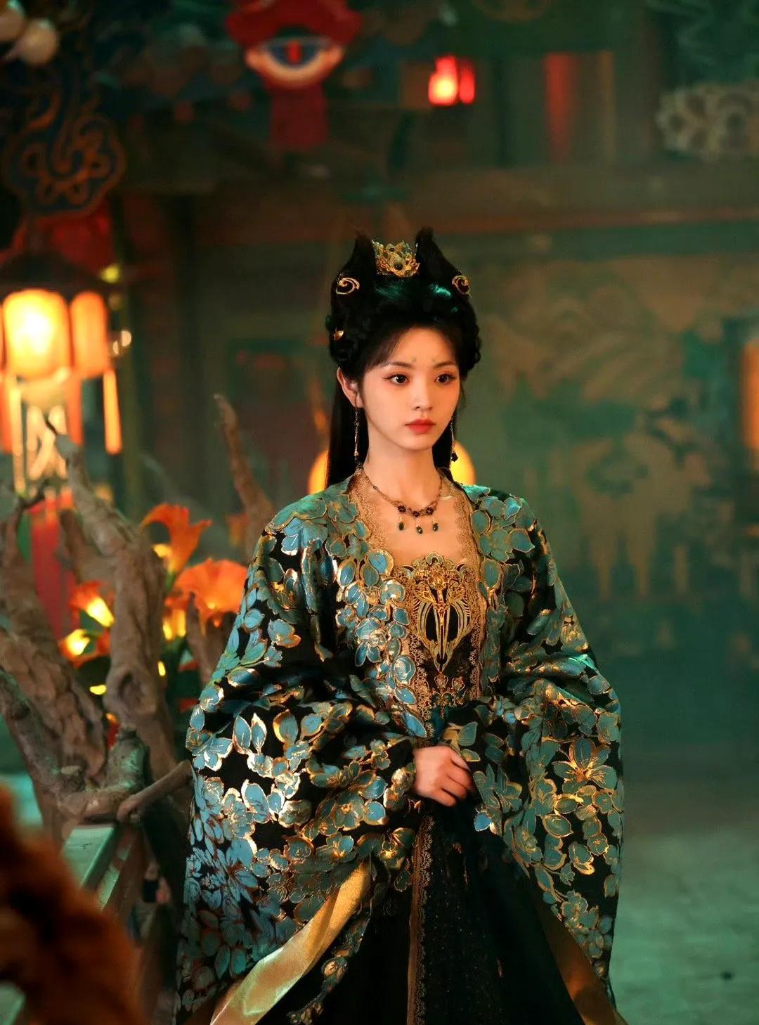 田曦薇哭戏绝，《子夜归》引共鸣