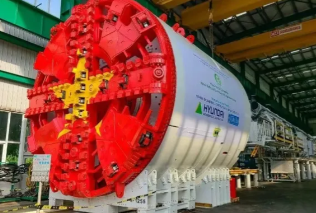 越南为获取中国高铁技术，花巨资赴中国取隧道技术，为越南自建高铁做准备！要说越