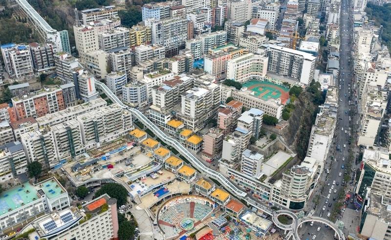 首个春假来了【全长905米，重庆一电梯高度堪比八十层楼】重庆巫山把通天梯搬进现实