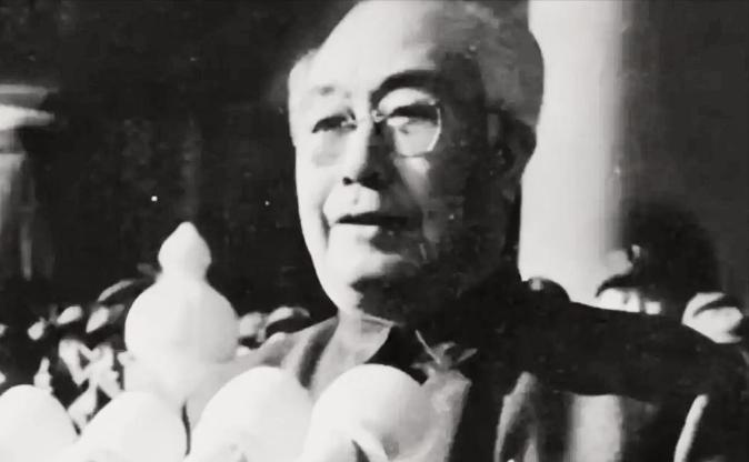 1995年，吴德因病重住进了医院，在办理住院手续时，医生明确告知他的女儿吴铁梅，