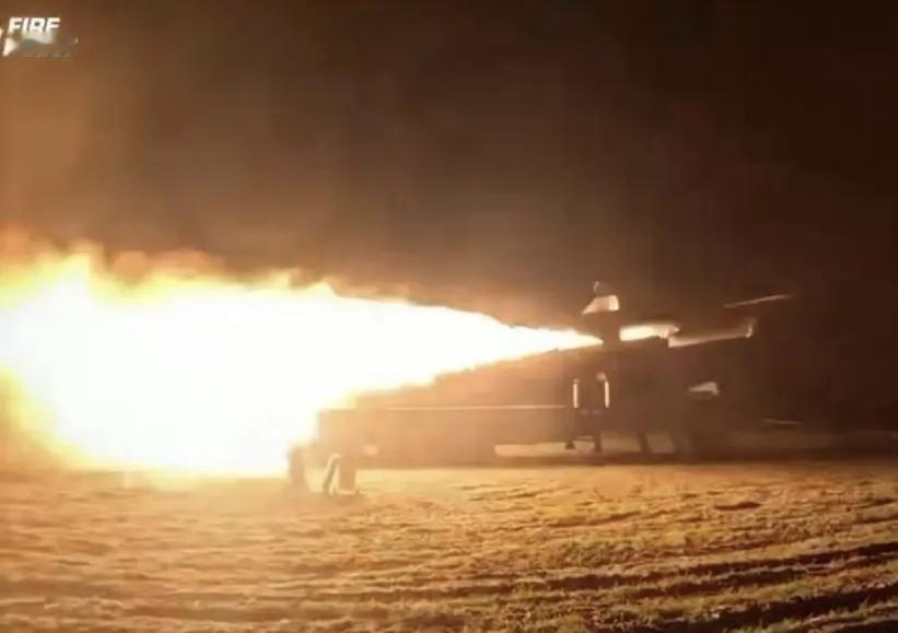 秘密轰炸！乌克兰突然深夜袭击俄罗斯最大的洲际弹道导弹工厂。乌克兰武装部队宣称