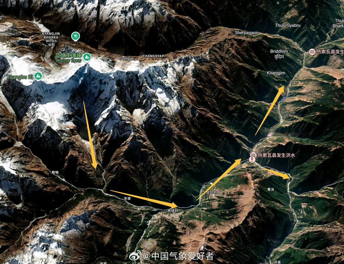 边境口岸建筑物全部消失咱们这边是关口，海拔高，地形险，除了口岸的工作人员和商贸运
