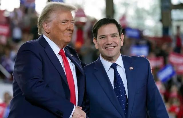 特朗普敲定明年4月访华，这就有个大问题了，他的国务卿外交事务的负责人卢比奥被我方