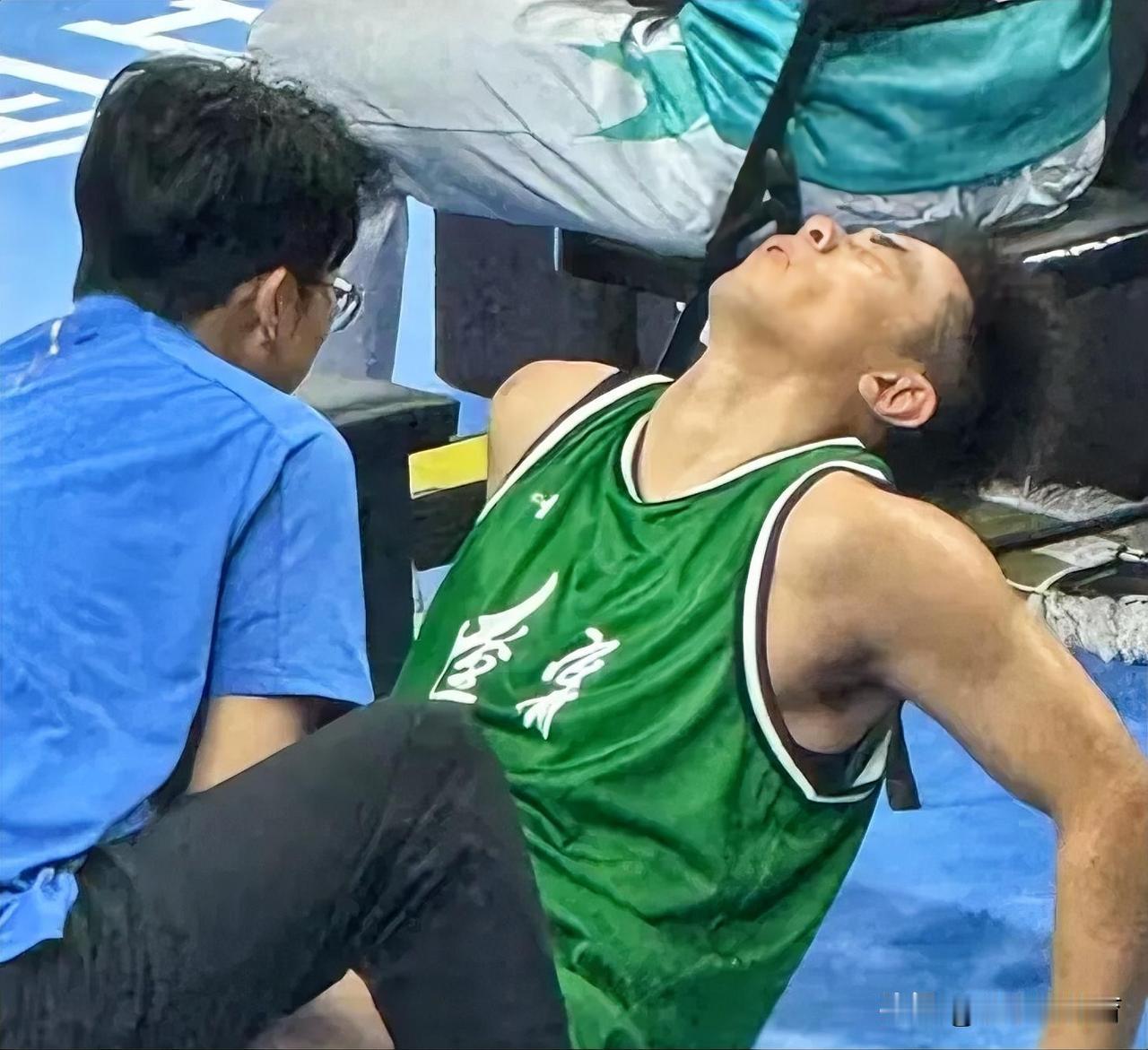 不得不说，赵继伟本次全运会的受伤，与辽宁队主教练杨鸣有着直接的关系。为什么这样