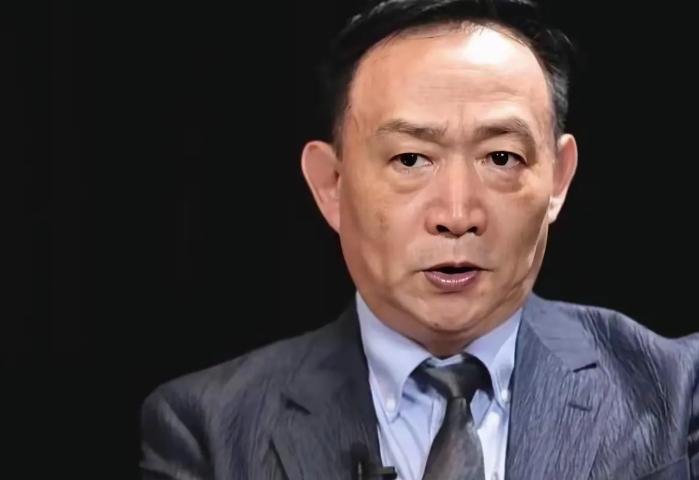 卢麒元急了：AI再不接管税务局，人民币要出事卢麒元这回急眼，不是喊口号。他说