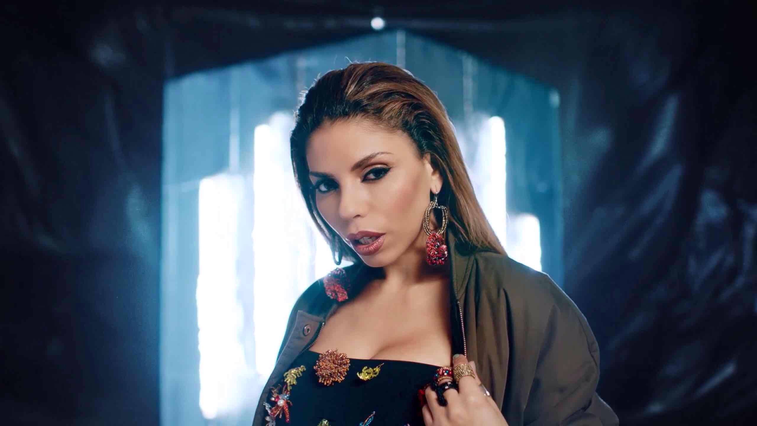 (最牛)世界最高音MV!(巴西女歌手Georgia Bro