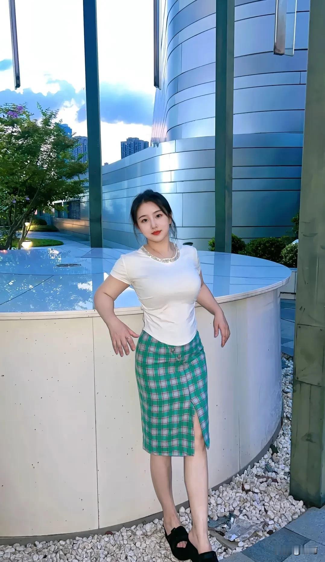 如何穿搭会具有少女软妹感