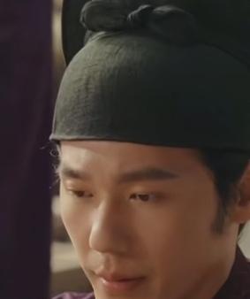 白宇在《一念关山》里的“疯批”演技，撕开了一个行业内幕：有一种表演捷径，叫“司马