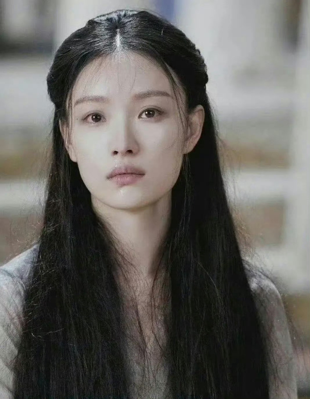 莫离女二长的太像倪妮了！