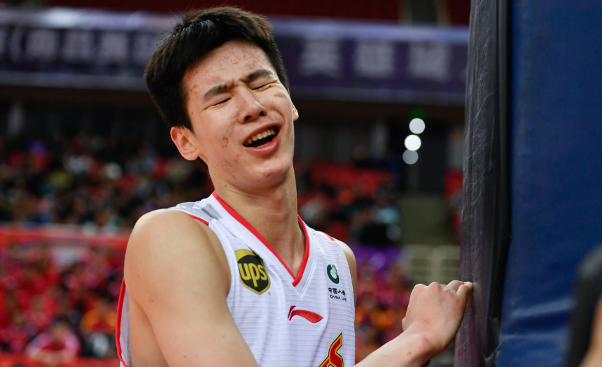 郭昊文天赋拉满，职业生涯却像过山车的篮球“怪咖”