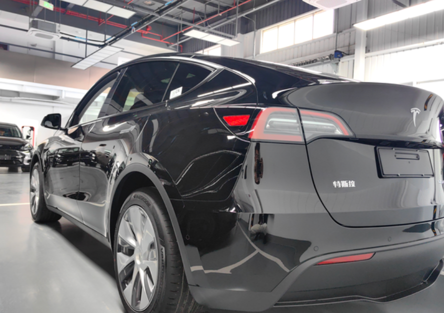 今天主题，特斯拉的动能回收的可调强弱已经在大屏上显示为弱和标准，原来的标准，转动