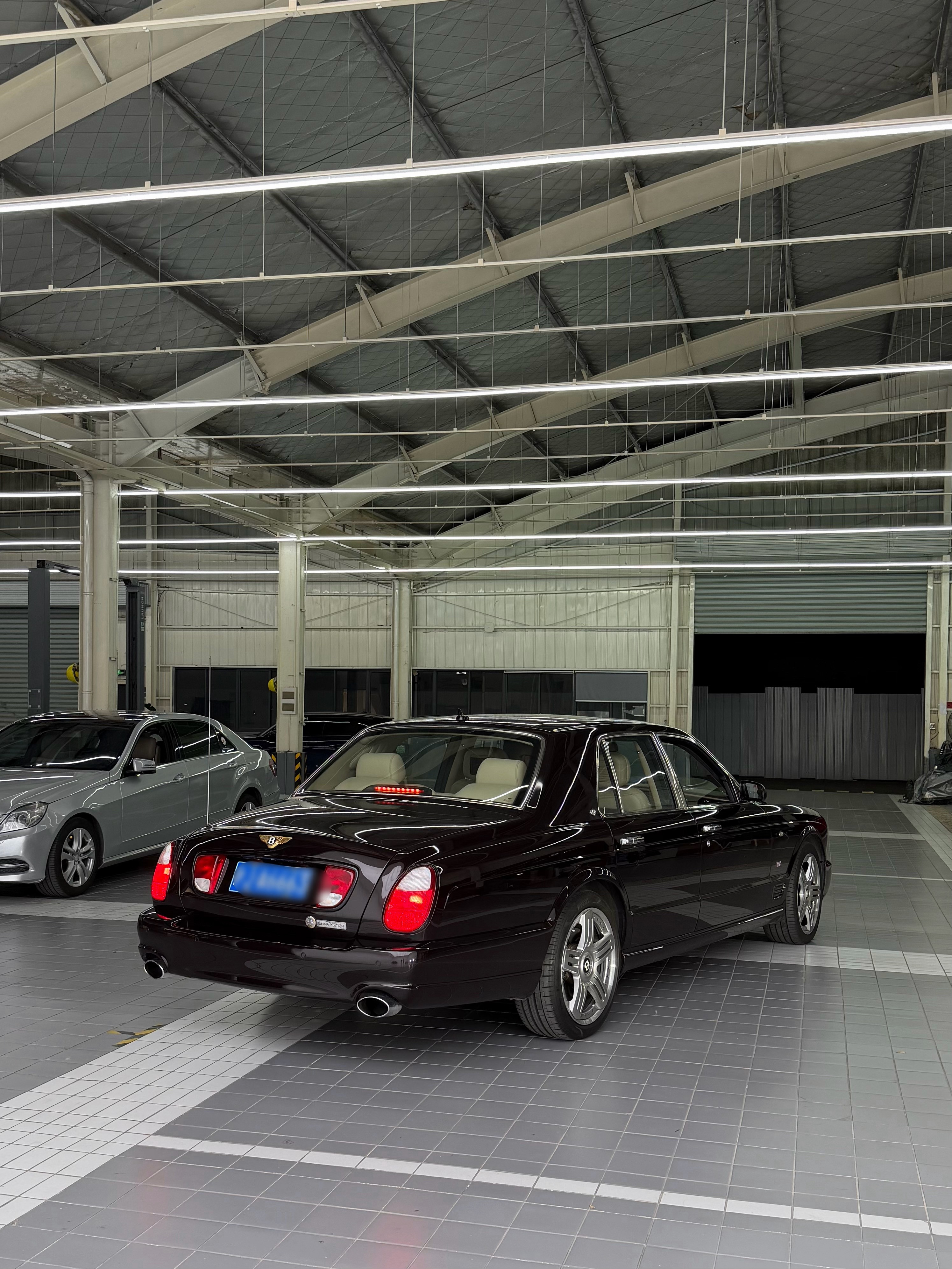 古德伍德直播，同时搞了个车聚，朋友们都撤了，我坚持到最后