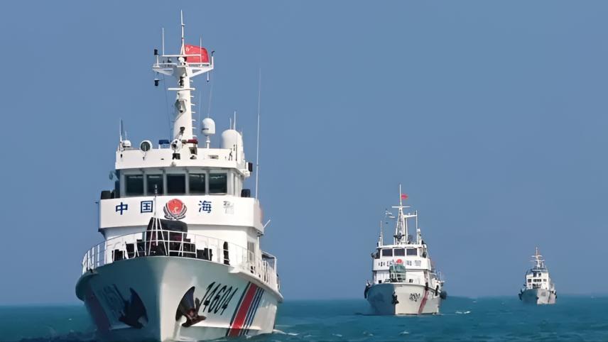 3艘台船围堵大陆海警船34小时？真相笑掉大牙：三根蜡烛妄图困住探照灯台