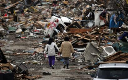 日本这个时候想起中国来了，当日本发生7.7级地震之后，日网友异口同声地表示要日本