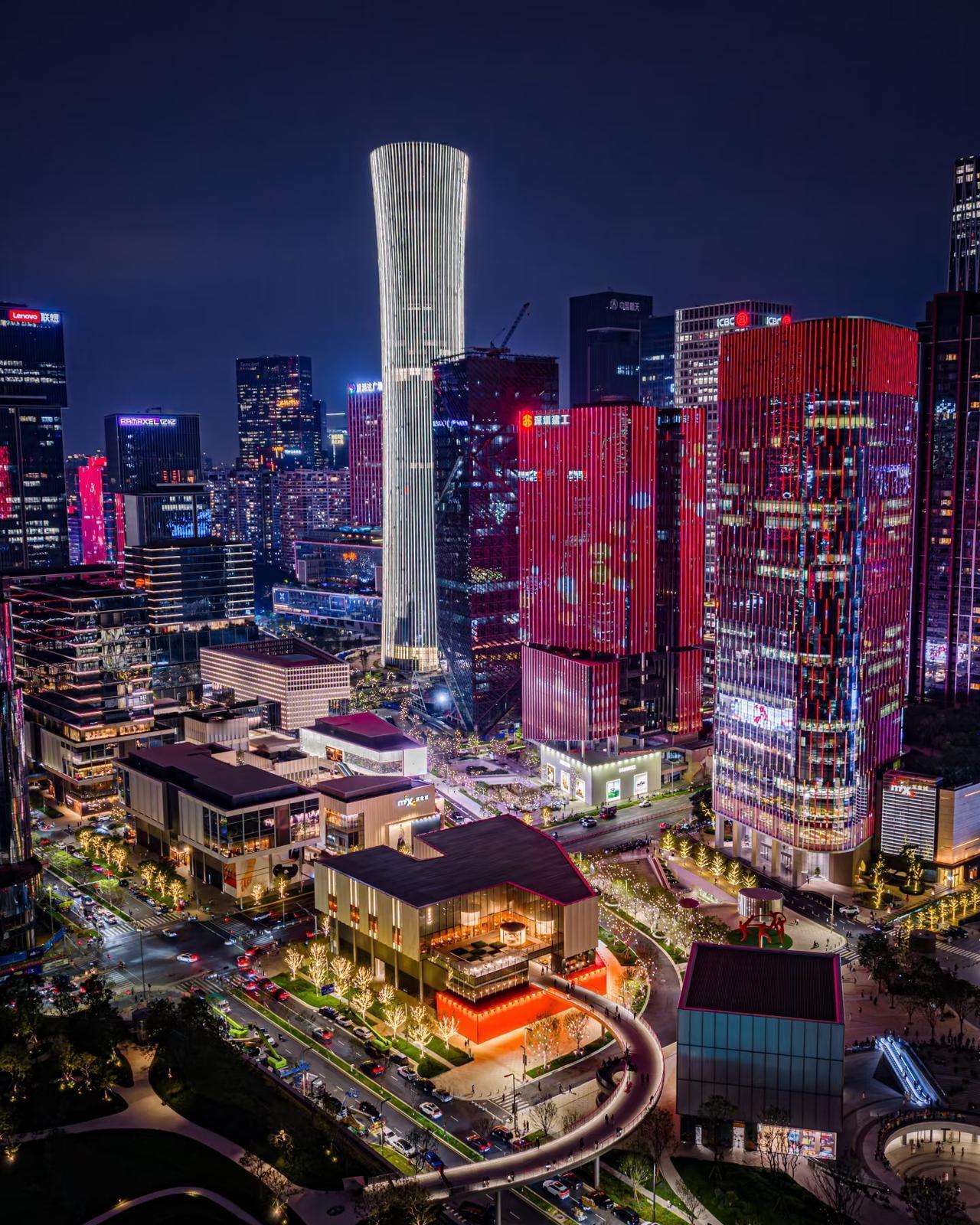 为了明年的Apec峰会，深圳真是不惜血本呀[赞][赞][赞]