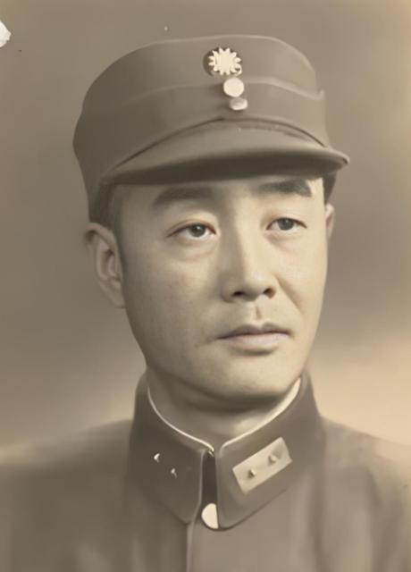 1945年，湘西会战150个鬼子各身绑上百斤炸药，紧贴武冈城墙拉响导火索，城墙倾