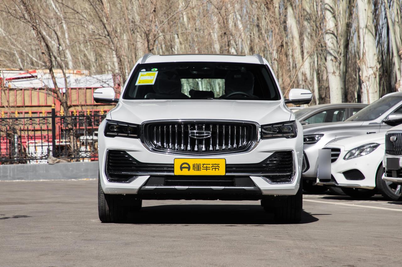 近日，吉利星越L长风版正式上市，推出2款车型，售价13.97-14.77万元，限