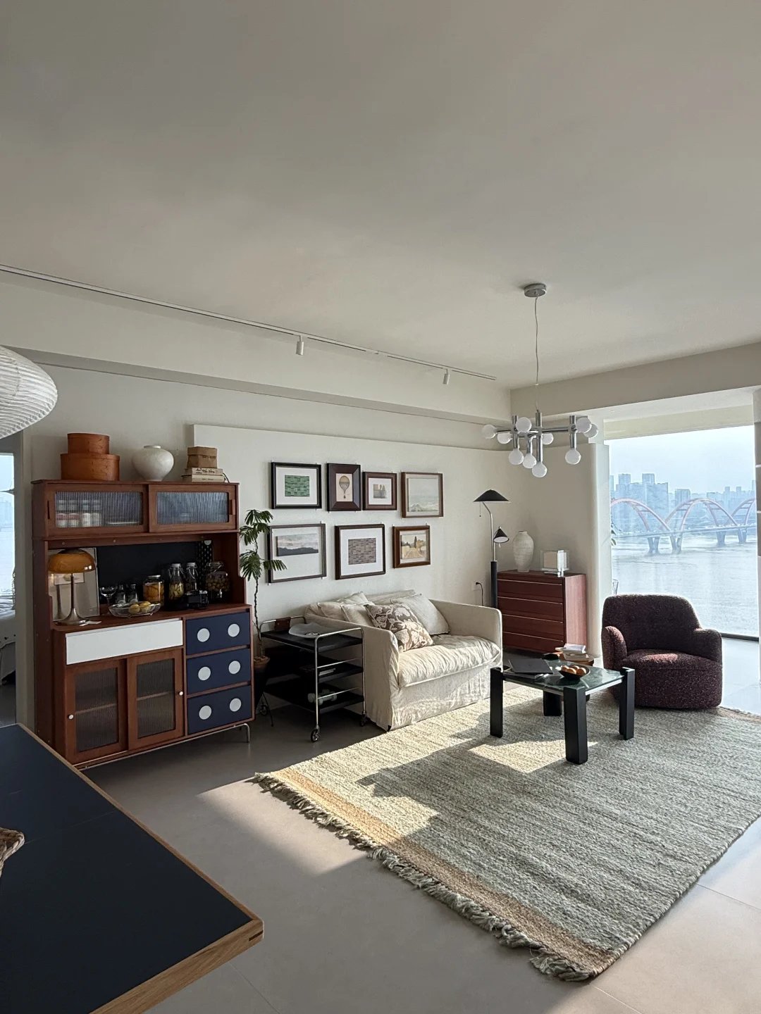 当家居博主开始布置房间……