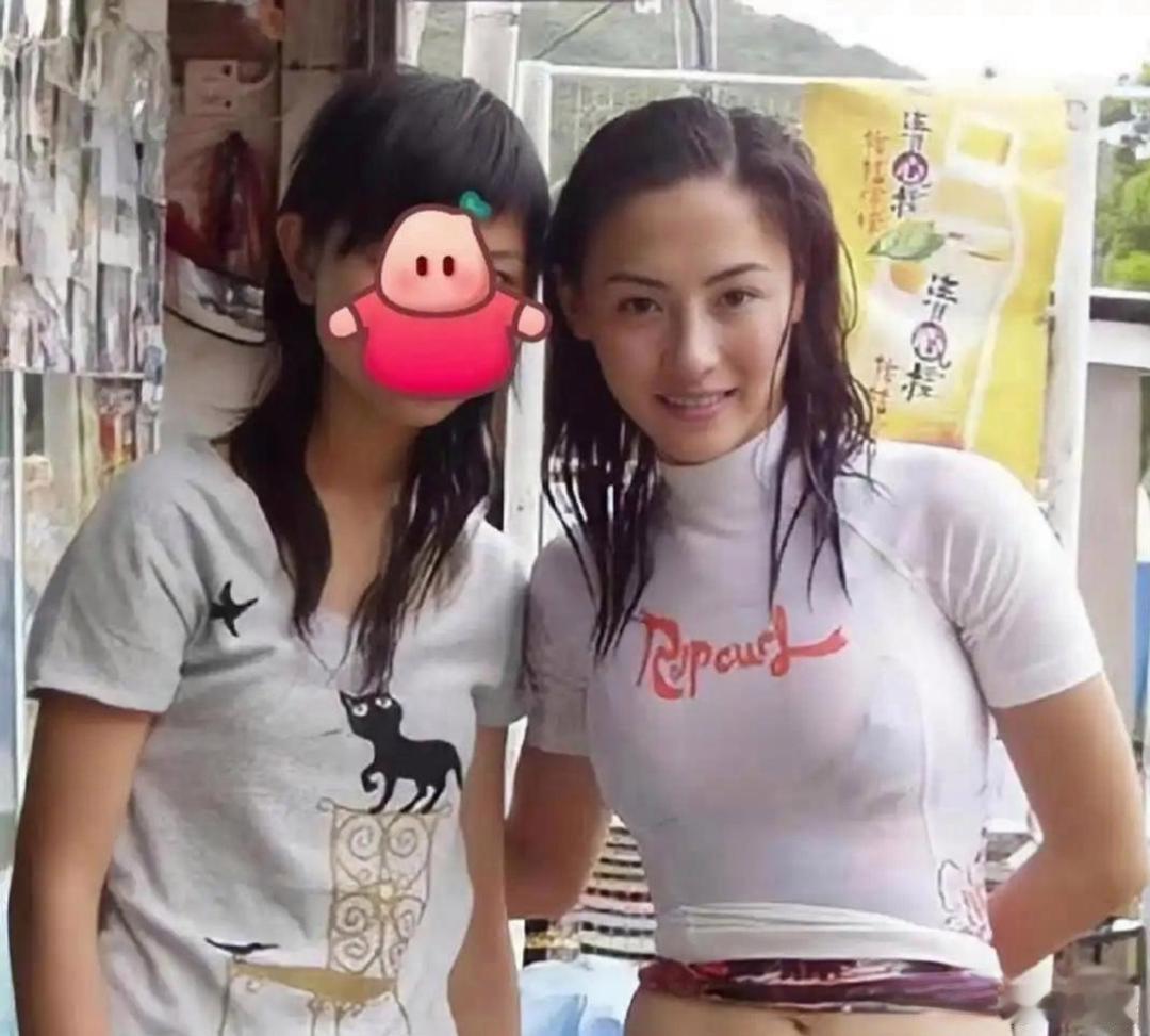 张柏芝早期没化妆的照片，为什么和现在的她状态完全没差别啊？