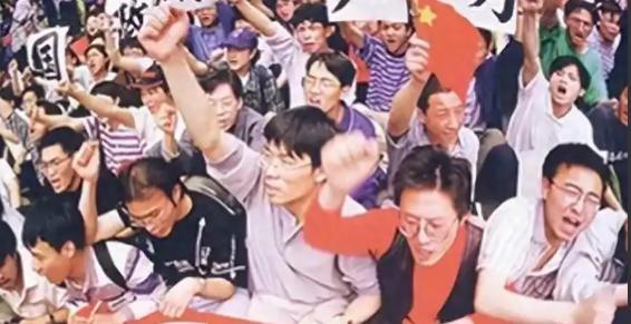 从炸馆之痛到北斗崛起：25年逆袭，中国用卫星导航终结GPS霸权！