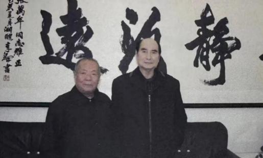 1991年3月，那天下大雪，济南军区司令员张万年却突然要去菏泽单县，寻找他当年的