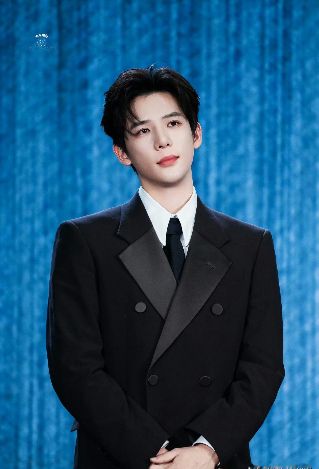 王安宇这回真被坑惨了？！两部新剧同时出事！《狂流》直接停机张颂文辞演《