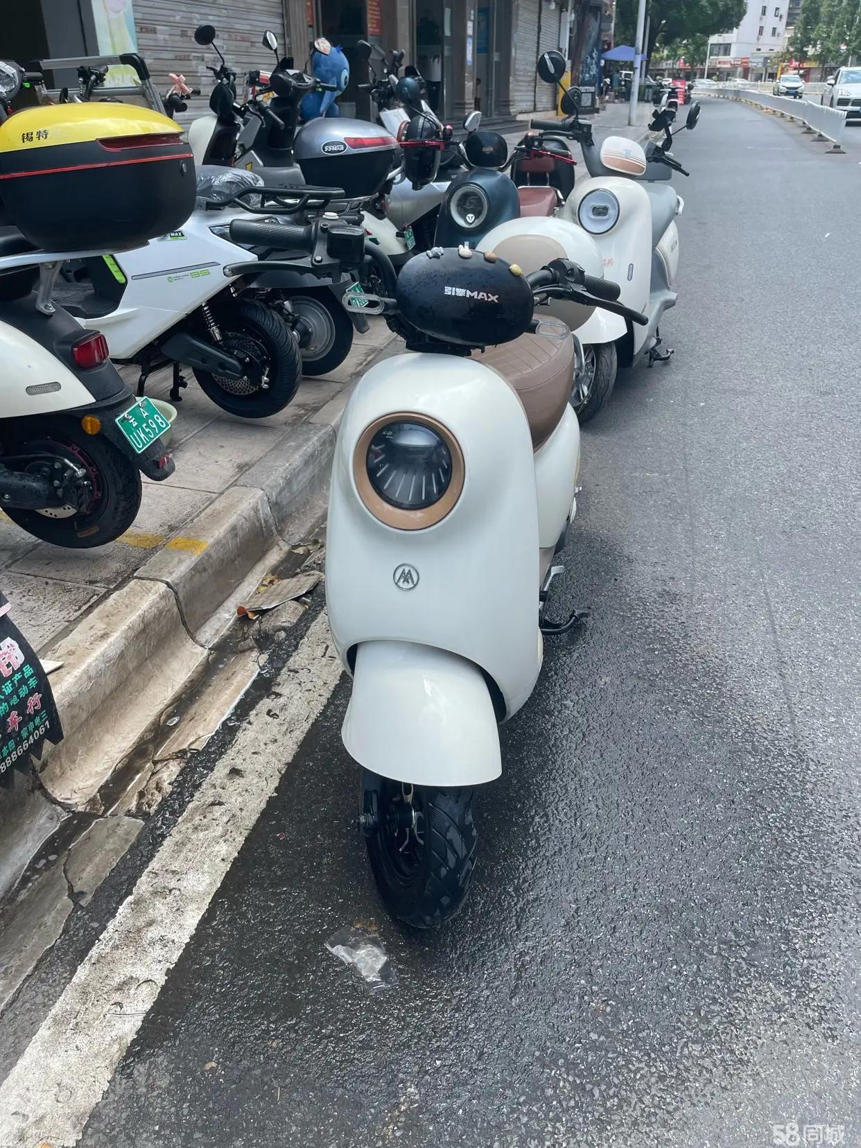 四川游客向昆明市委书记建议关注滇池海埂公园附近电动车行车安全近日网民通过人民