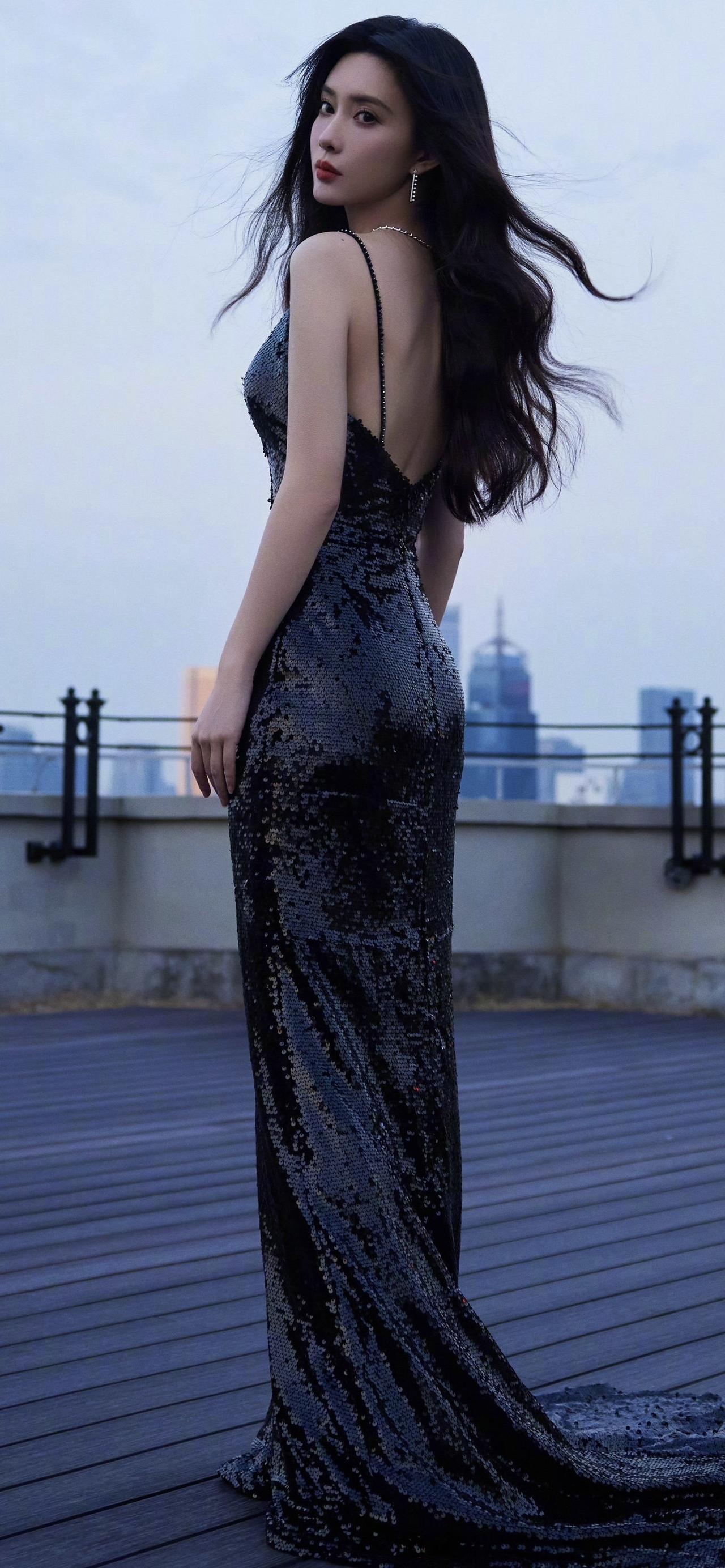 美女壁纸-第5740期-孟子义