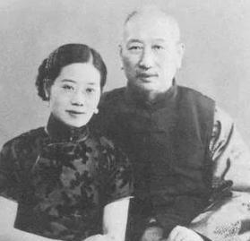 1900年，连生两女的朱环佩再次怀孕，丈夫：“再生女儿我就纳妾！”谁料，生下来还
