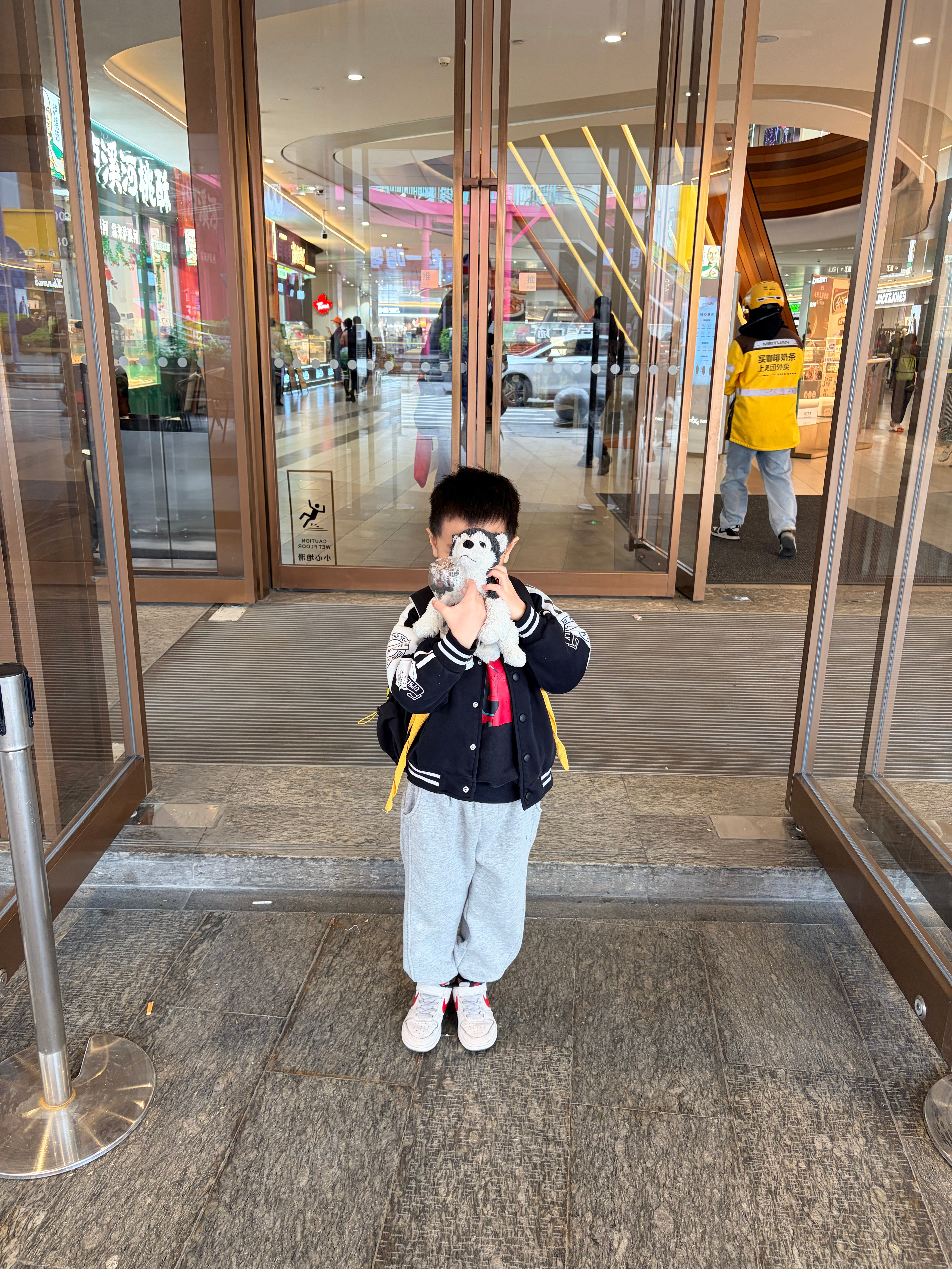 去哪儿都要带着这条狗子🐶