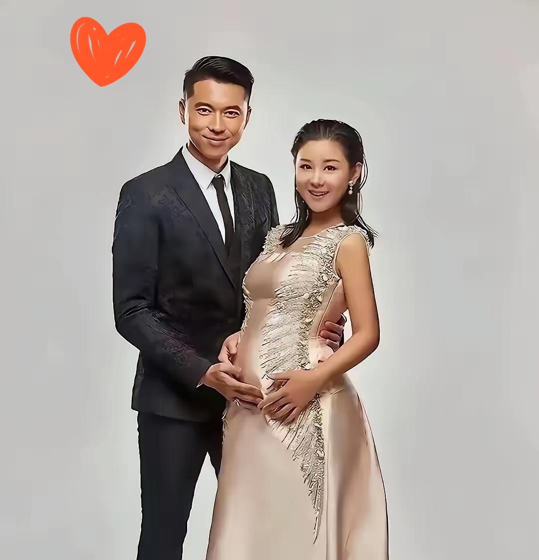 40岁李小萌官宣三胎高龄怀孕从来不是冒险是婚姻最踏实的底气40岁李小萌