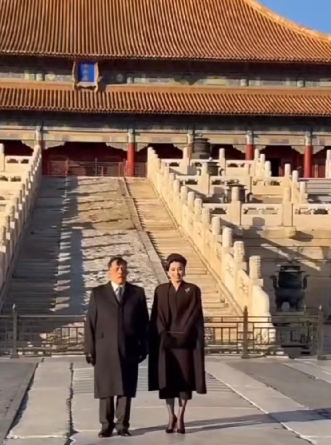 太和殿前正中央那条路，过去是皇帝专走的“御道”，如今已不再对游客开放，以后也不会