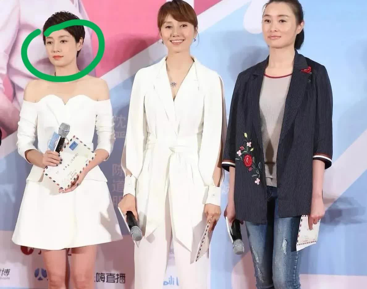 袁泉以后保守点吧！这次活动，虽然袁泉站在c位，但是明眼人都能看得出来，这