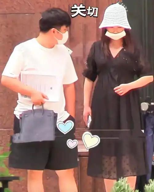 阚清子诞下早产儿，却因多处畸形不幸离世，真相如何？近日，艺人阚清子诞下一子，