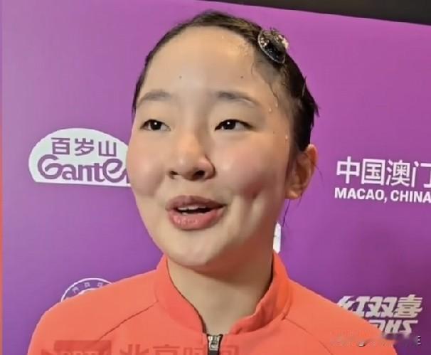 张本美和这得多轻视陈幸同？听到记者问:半决赛和同同相遇后后，嘴角都压不住了！