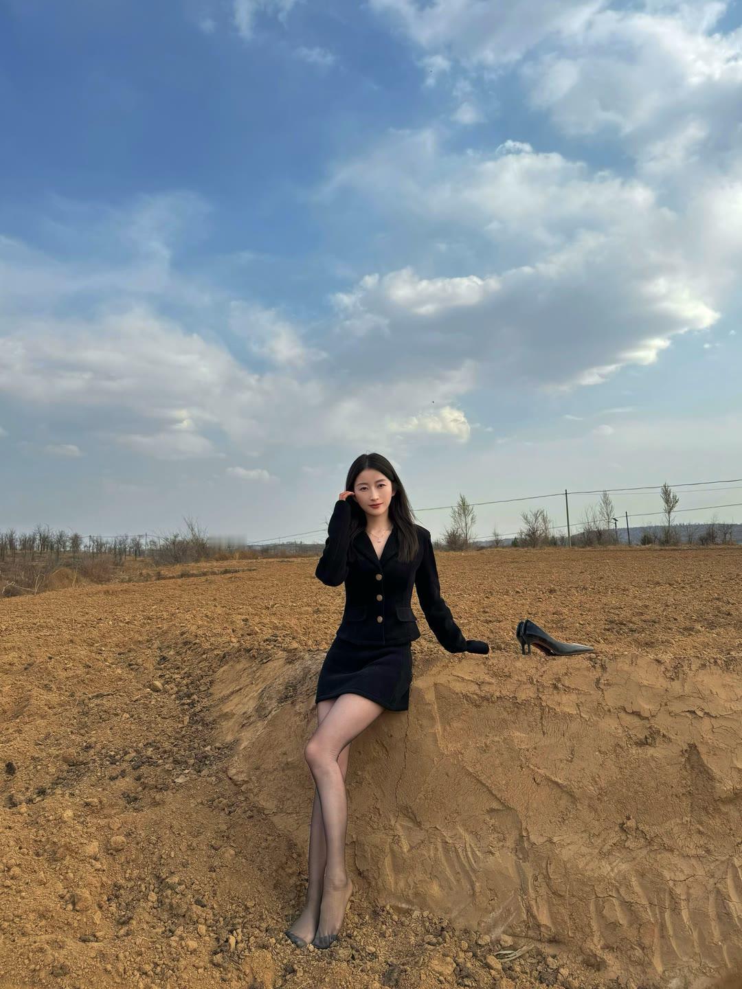 五官舒服是加分，灵魂舒展才是满分。•不一定惊艳夺目，但看着干净、舒展、舒服