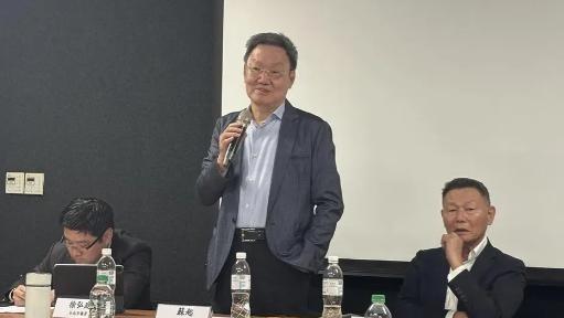 马英九重要智囊苏起再抛重磅判断：北京给美台留下三条路，2027年被视为关键关口，