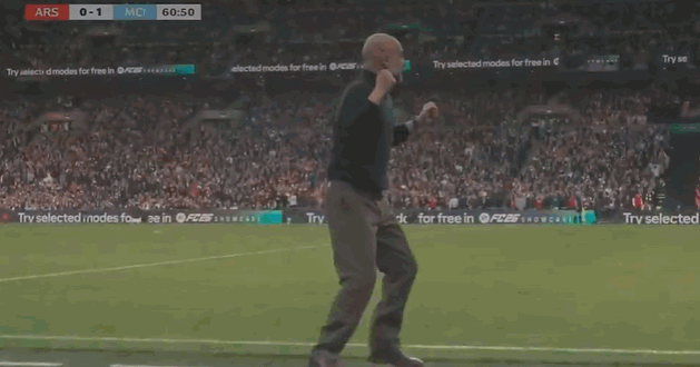 瓜迪奥拉这段时间实在是太压抑了！要是曼城本赛季四大皆空的话，压力更大！所以当英