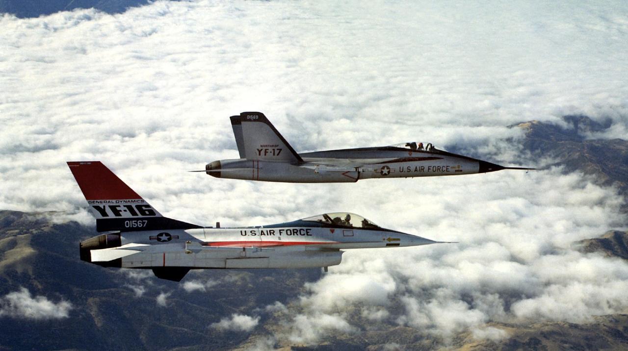 YF-16和YF-17