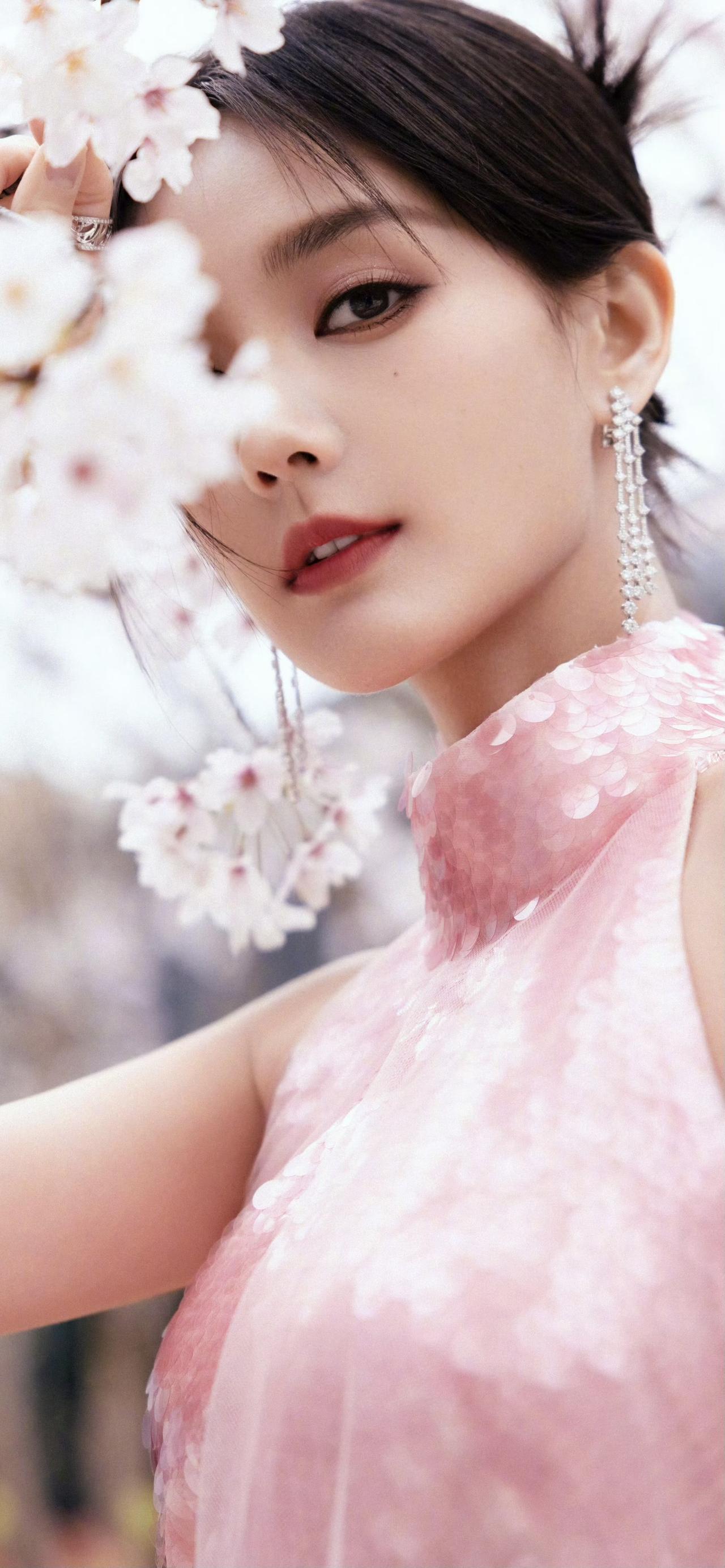 美女壁纸-第6279期-李一桐