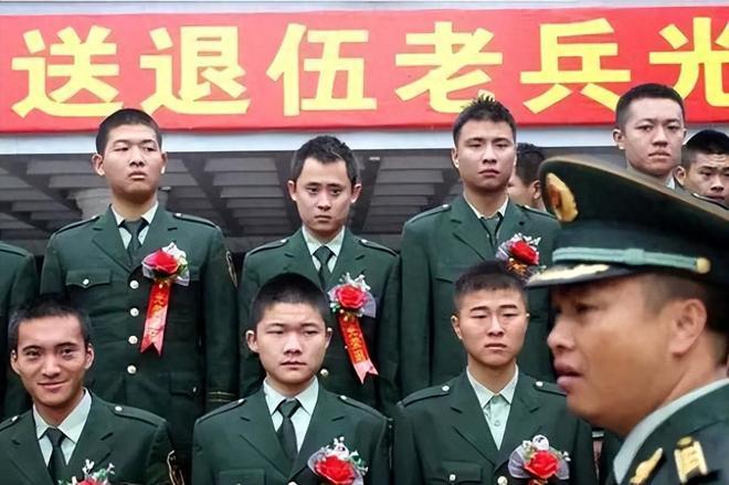 退伍军人和退役军人有什么区别？退伍是军人退役方式的一种，义务兵和初级士官如果