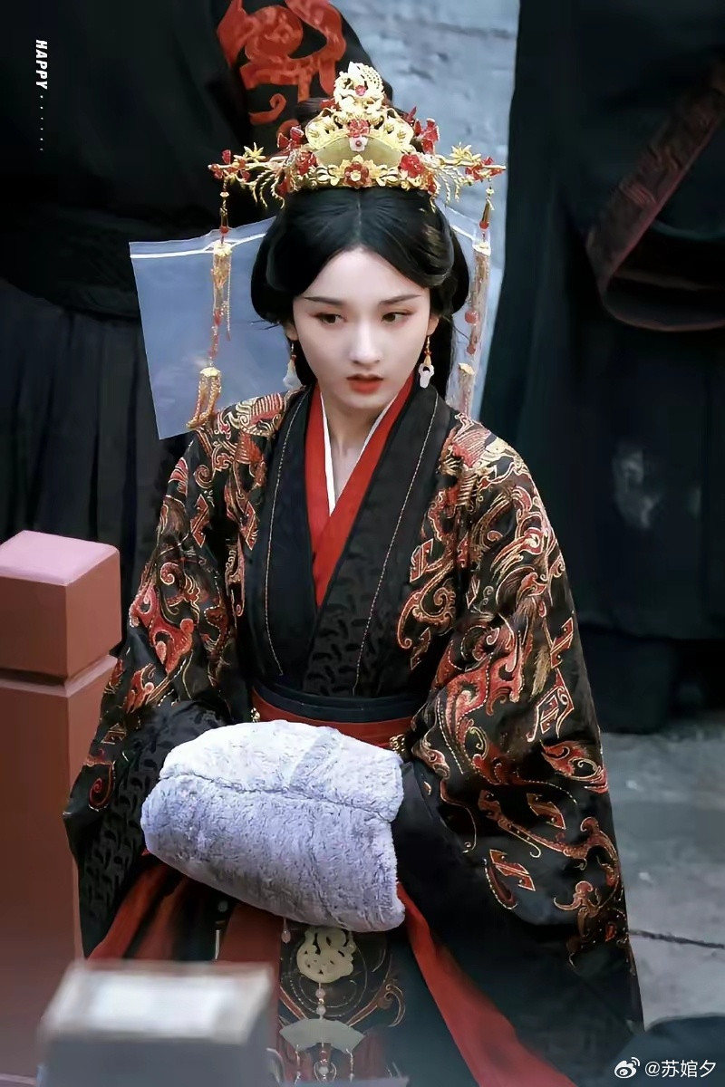 《折腰》中宋祖儿的颜值称得上倾国倾城吗？孟子义王楚然更合适吗《折腰》中宋祖儿的颜