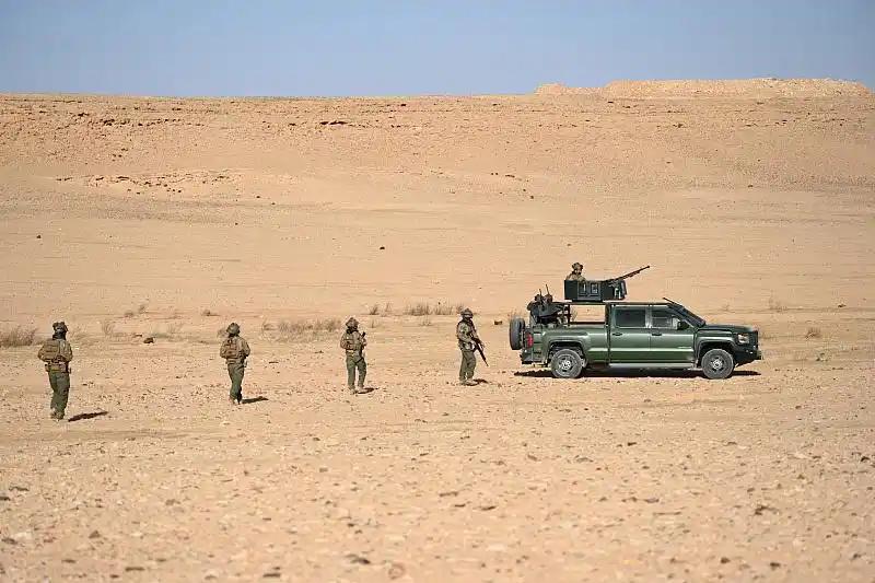 4月4日凌晨5点整，伊拉克边境地带突然传来一阵震天巨响，一场毫无预兆的空袭突然降